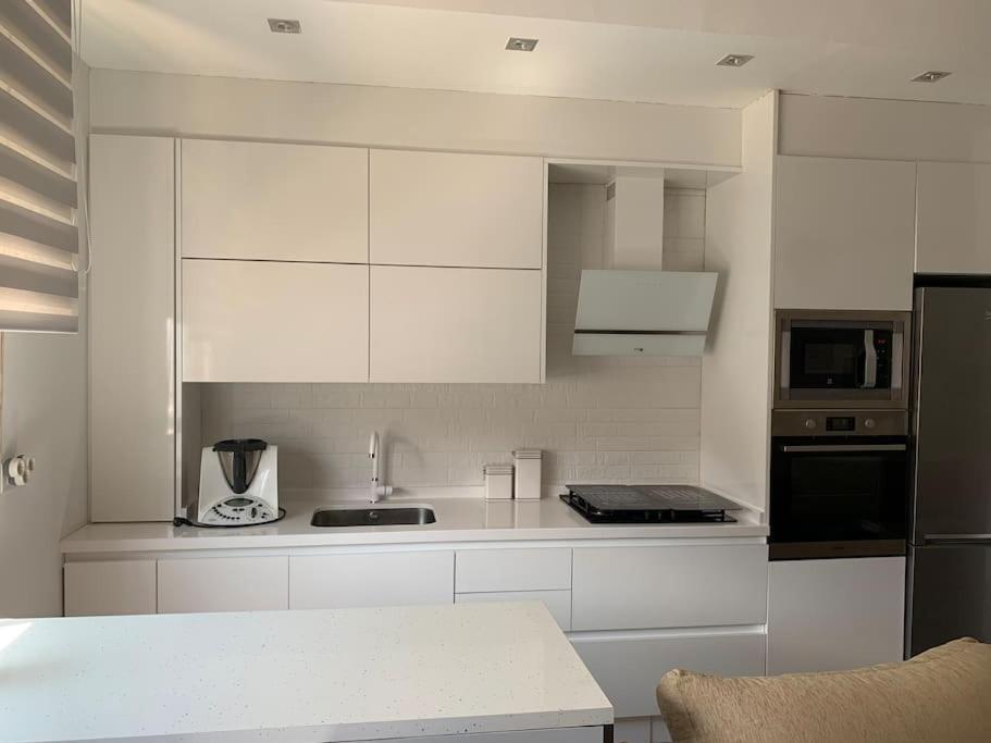 Apto Residencial Piscina Centro-Parking Jaén Exteriör bild